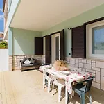 Casa Su Due Piani Con Tre Camere E Due Bagni Nel Salento アパート *