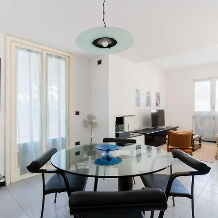 Casa Giardino: Cozy 3-bedroom Retreat With Wi-fi And Bbq Apartment Tuglie