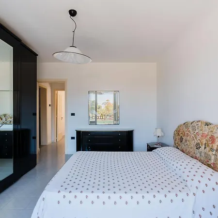 Apartment Casa Giardino: Cozy 3-bedroom Retreat With Wi-fi And Bbq *