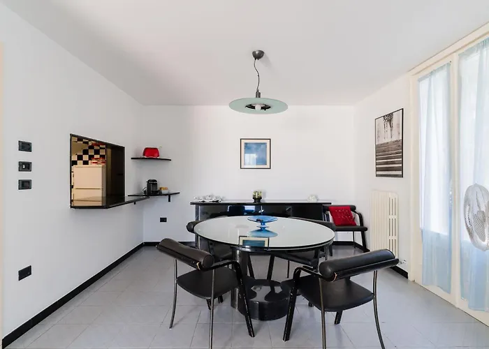 Casa Su Due Piani Con Tre Camere E Due Bagni Nel Salento Appartement